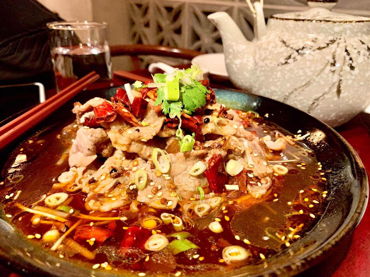 台北松山區 | 青樓中餐館 。潮流中式餐酒館 東區餐酒館推薦  菜單 水煮牛