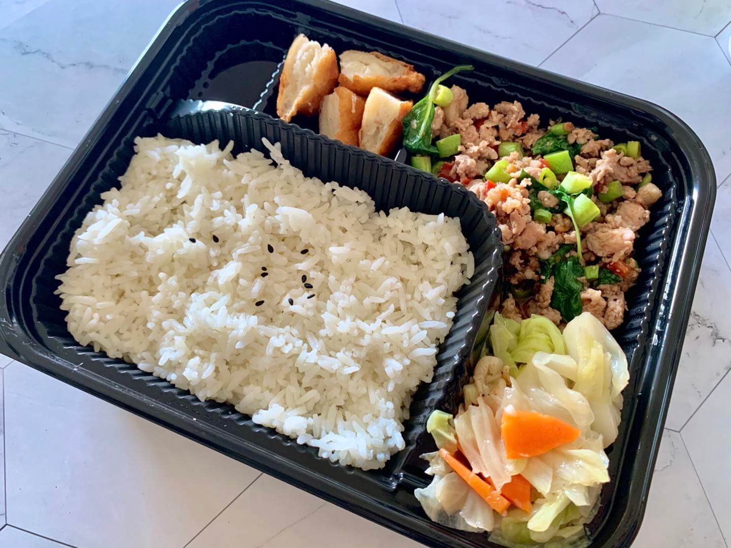 【外送美食】 UBER EATS 新北三重區 – 泰印象泰式料理茶品 4