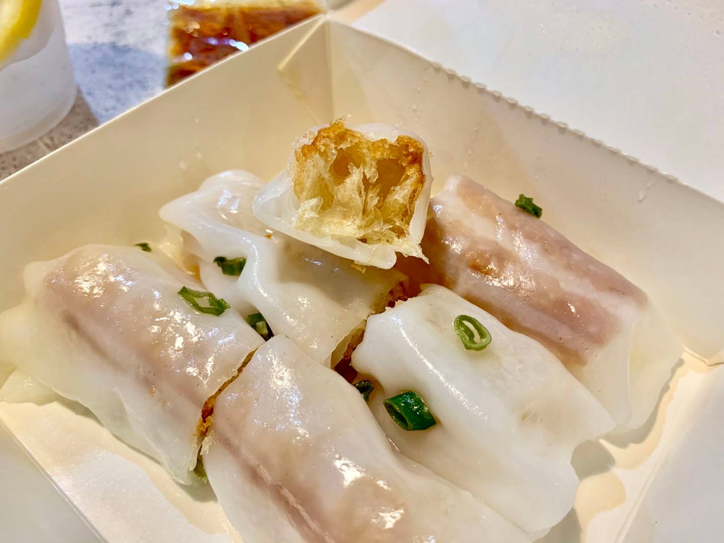 【外送美食】 UBER EATS 新北三重區 – 茗香園冰室 炸兩腸