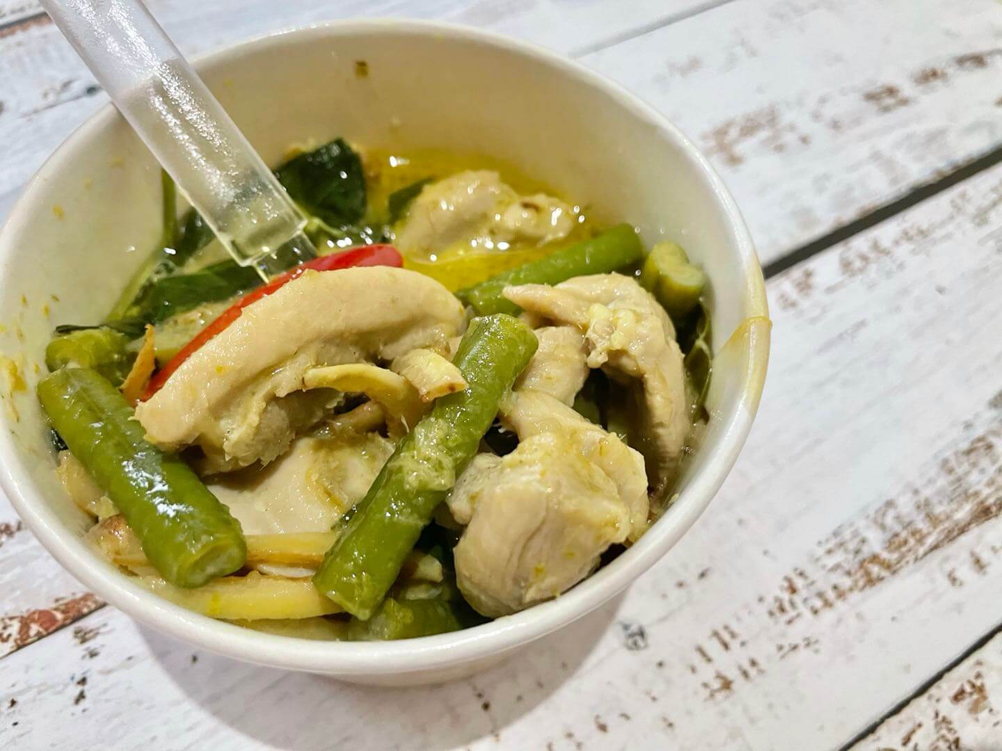 【外送美食】 UBER EATS 新北三重區 – 樂泰 LOVETHAI 泰式餐廳 綠咖哩