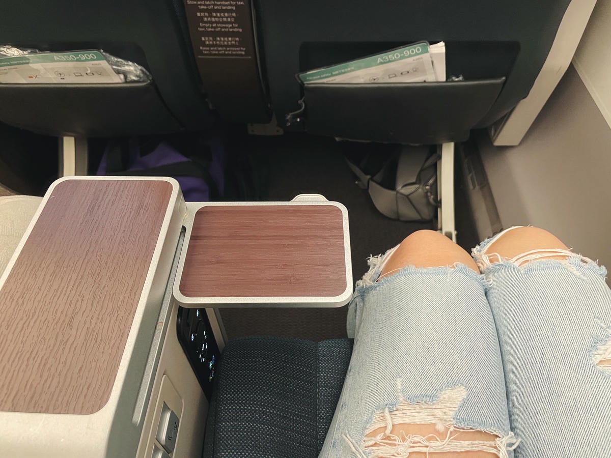 國泰航空-A350-900特選經濟艙-價格-premium-economy-香港-台北-英國