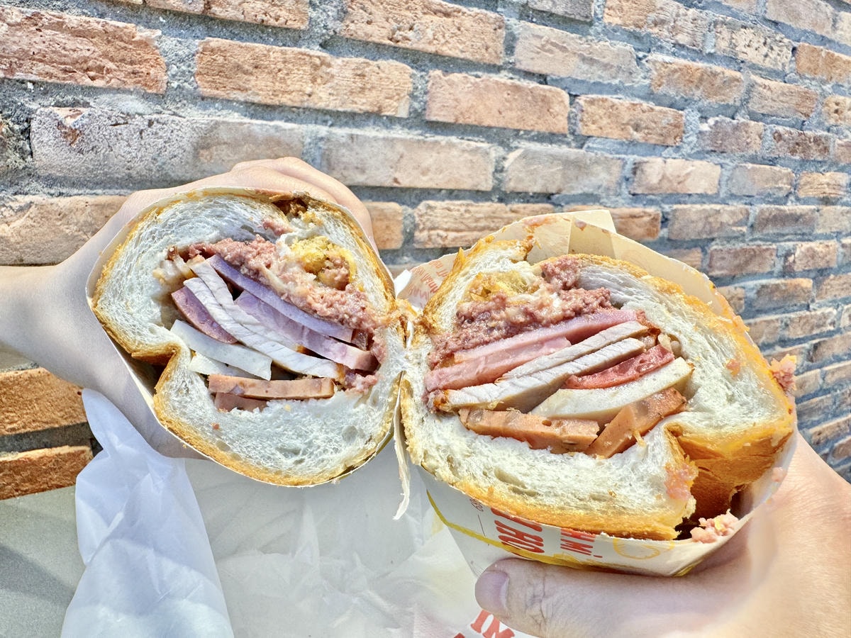Banh-Mi-Huynh-Hoa-菜單