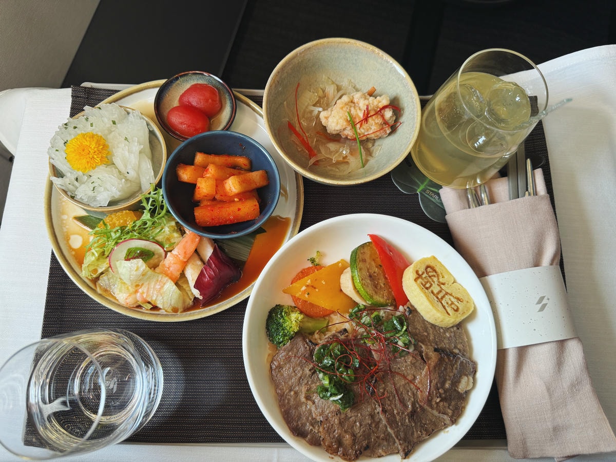 星宇航空-商務艙-飛機餐-胡同美國翼板牛-峴港