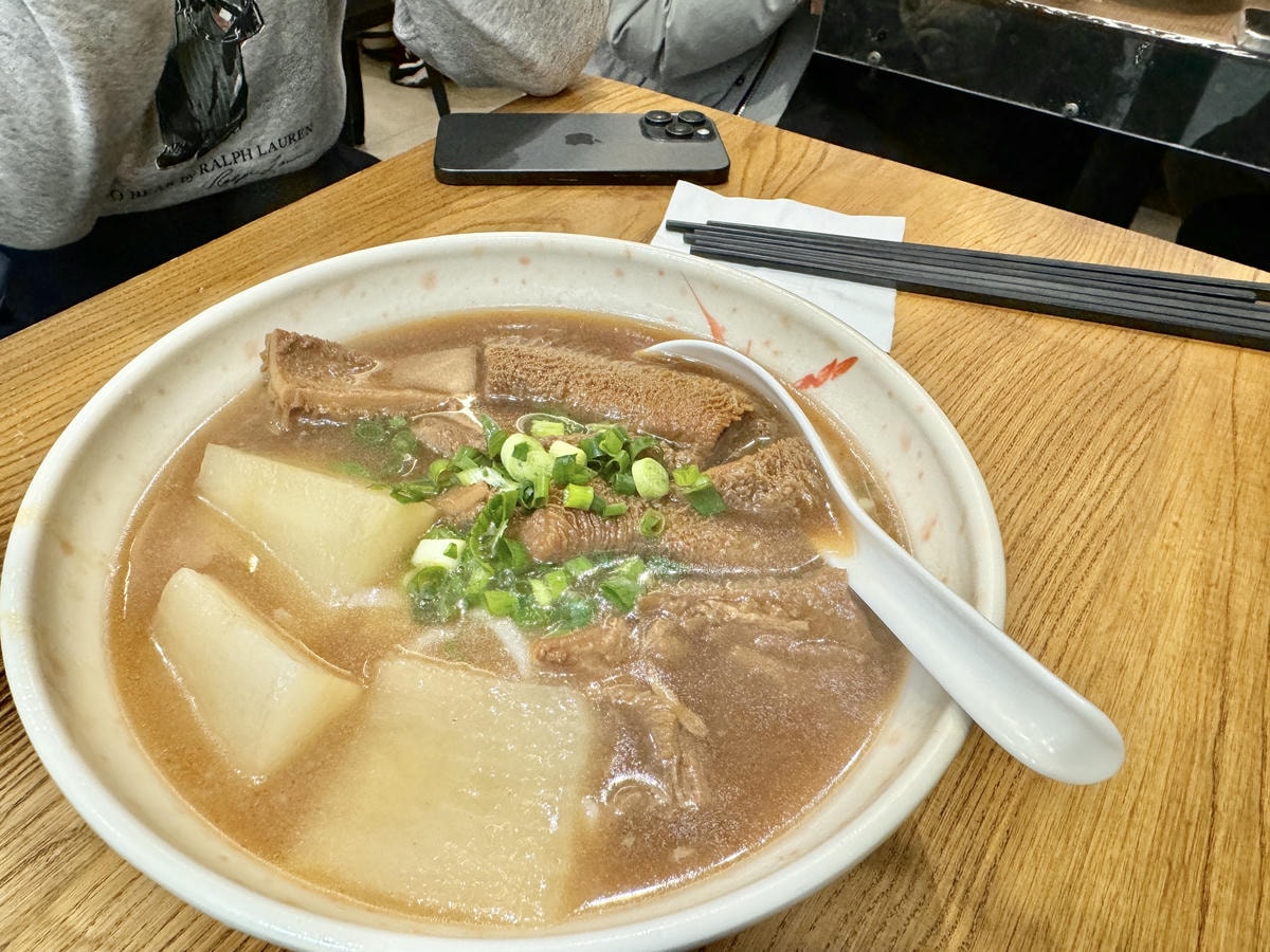 香港必吃餐廳-八寶清湯腩-ptt-dcard-推薦-2024