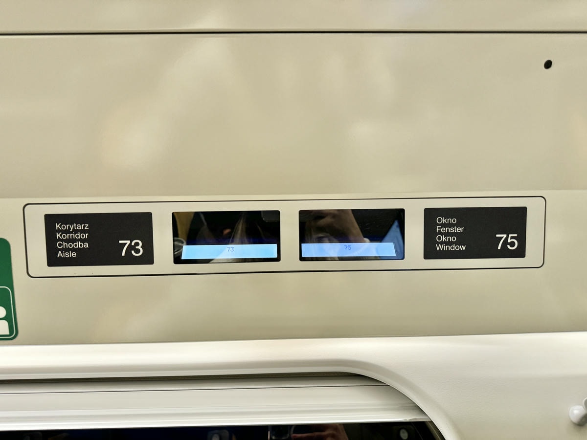 克拉科夫Kraków 去華沙Warsaw 波蘭火車座位 頭等艙
