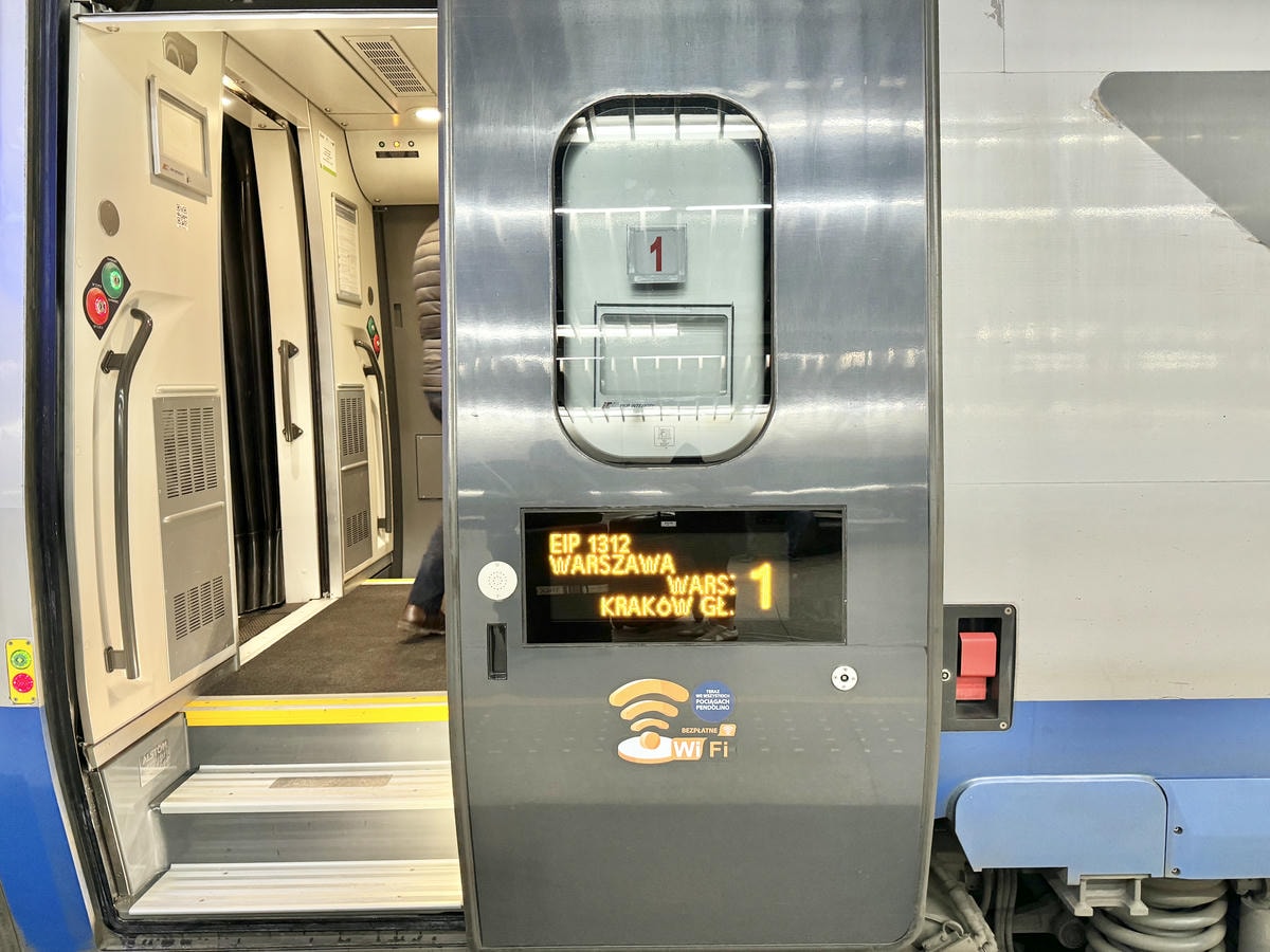 波蘭火車月台 sektor sector 怎麼分辨 華沙 克拉科夫