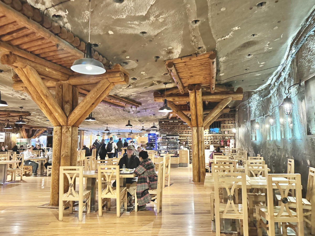 維利奇卡鹽礦地下餐廳好吃嗎