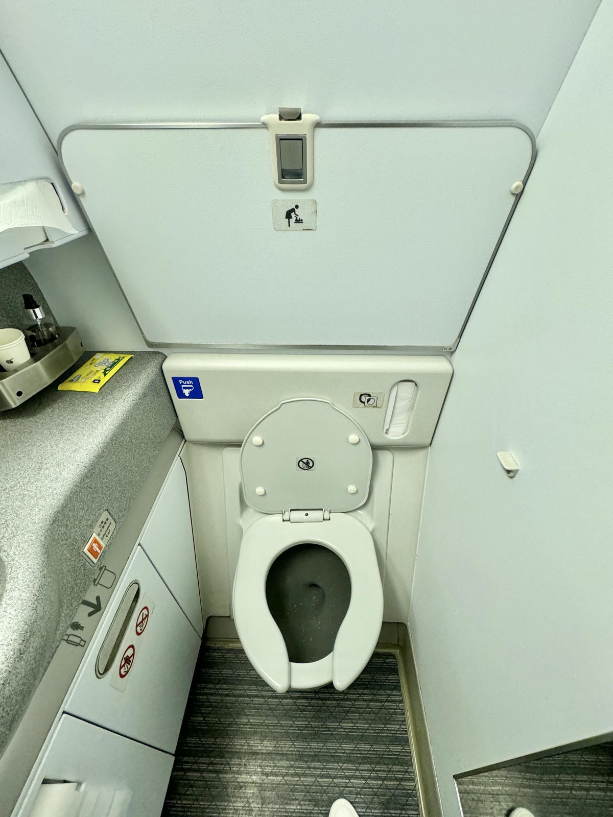 卡塔爾航空 卡達航空 經濟艙廁所