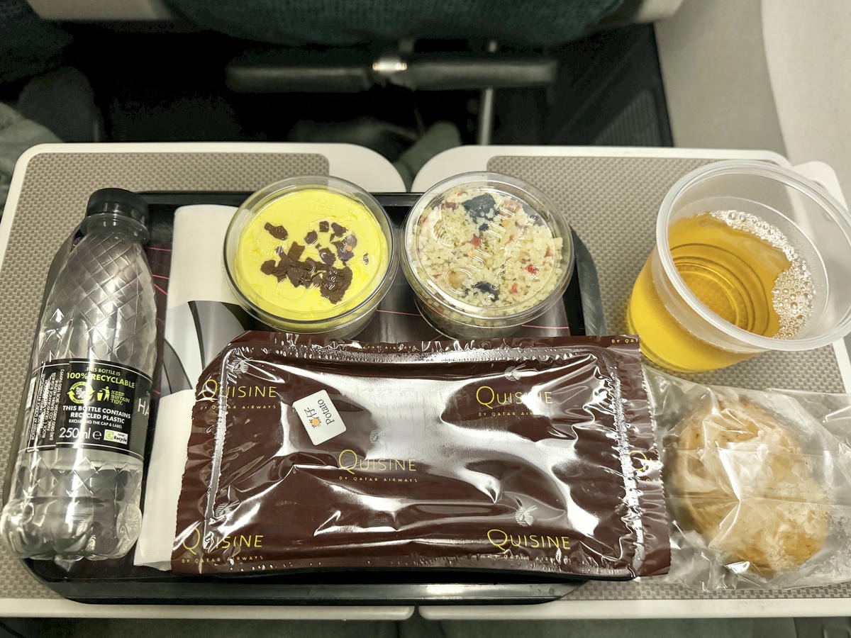卡塔爾航空 經濟艙菜單 香港 多哈 杜哈 DOH HKG