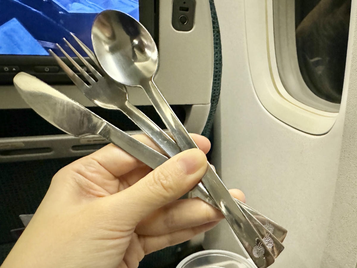 卡達航空餐具