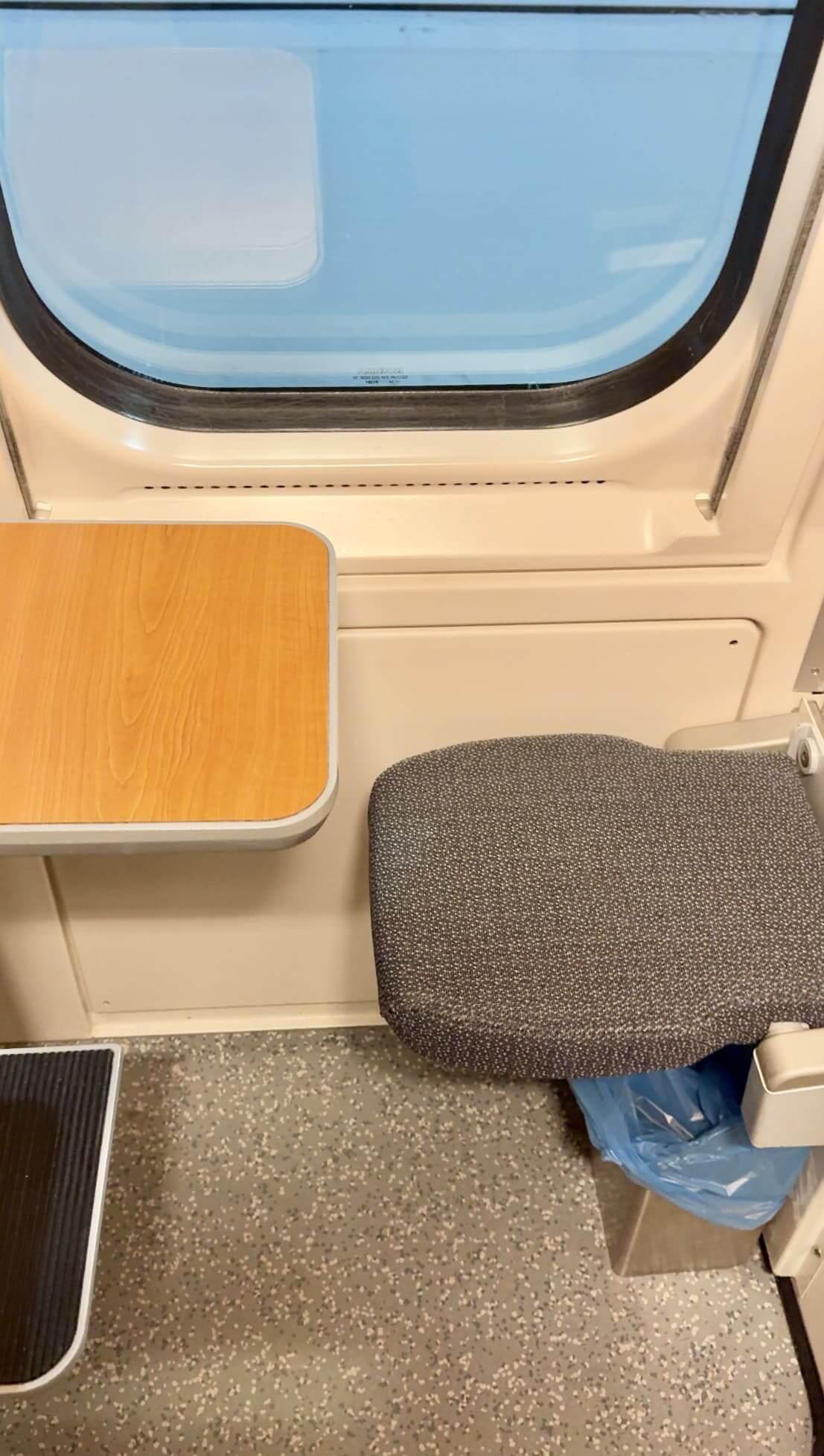 羅瓦涅米到赫爾辛基 飛機 火車 芬蘭
