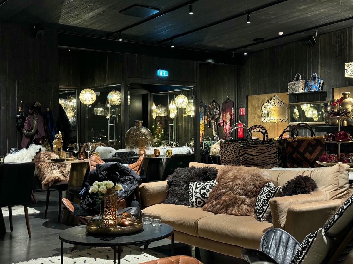 芬蘭極光玻璃屋推薦 Aurora Queen Resort