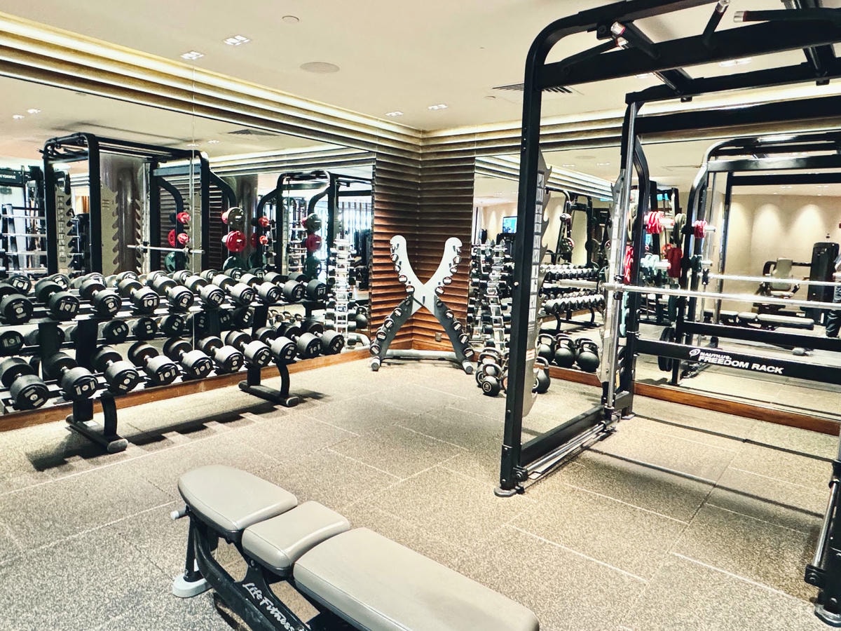 新加坡自由行|新加坡住宿推薦 – 麗思卡爾頓美年飯店 The Ritz-Carlton, Millenia Singapore - 第17張圖 The Ritz-Carlton, Millenia Singapore gym