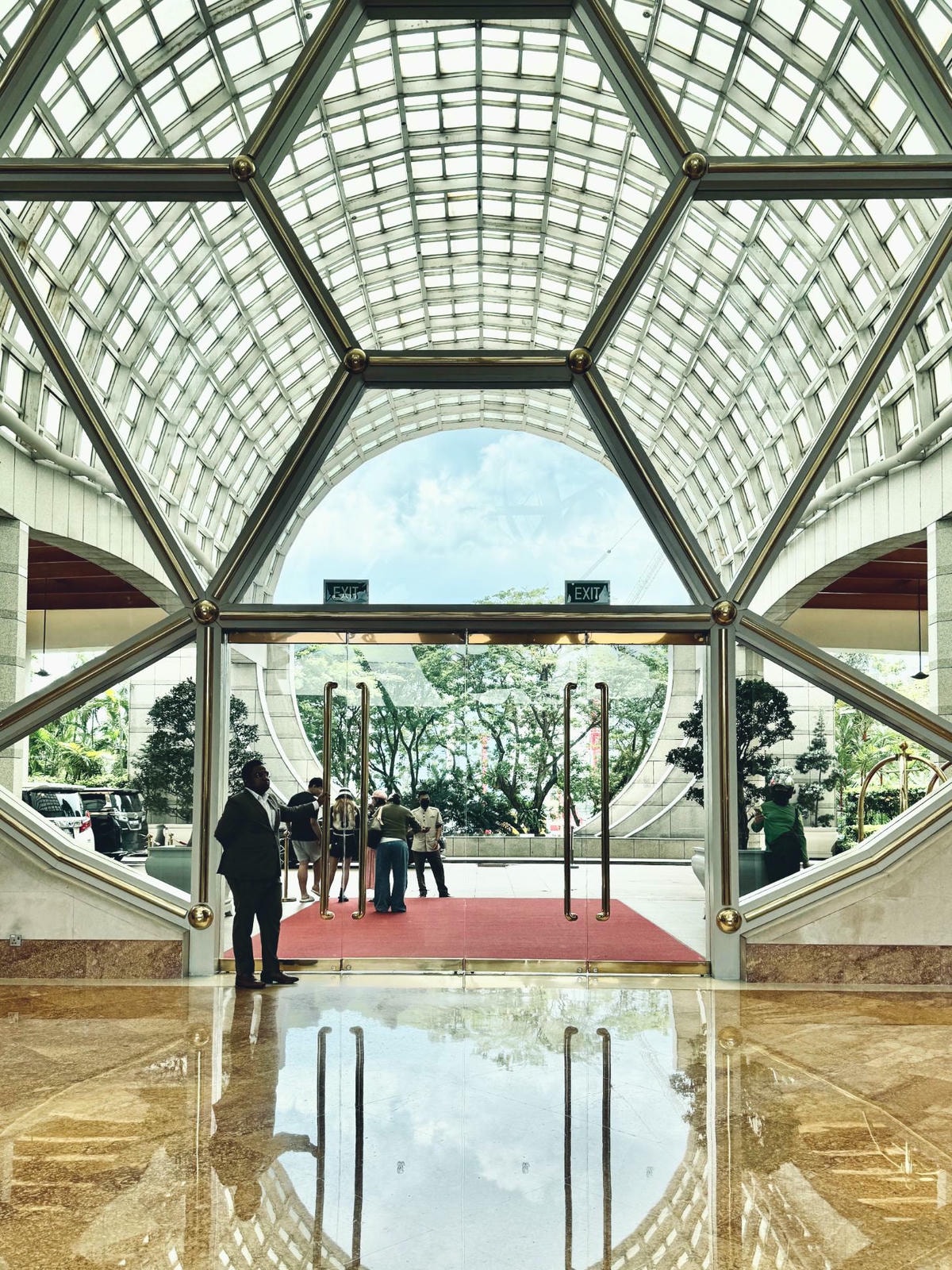 新加坡自由行|新加坡住宿推薦 – 麗思卡爾頓美年飯店 The Ritz-Carlton, Millenia Singapore - 第1張圖 新加坡五星級飯店推薦 ptt dcard
