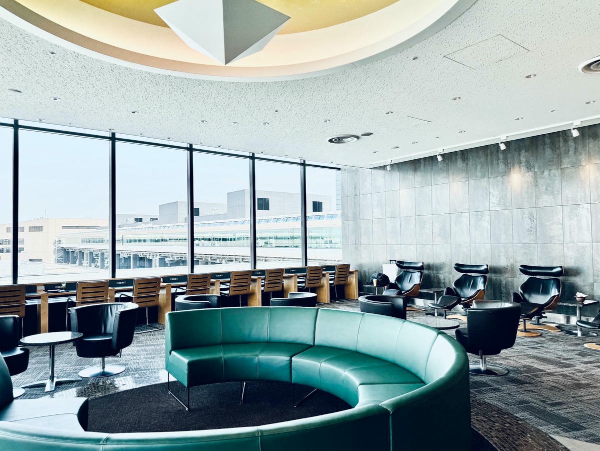 Cathay Pacific lounge NRT 東京成田機場 位置