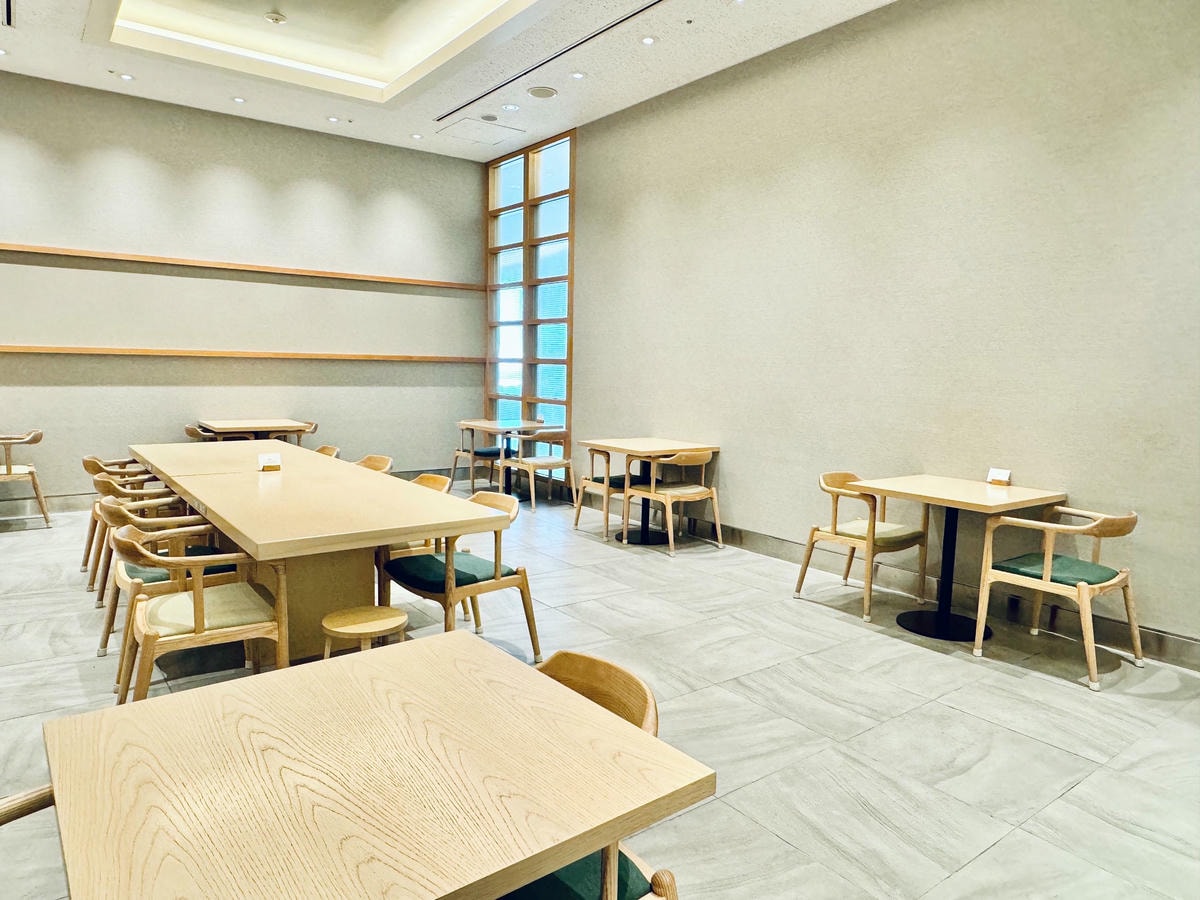 國泰航空東京成田機場貴賓室 cathay pacific lounge