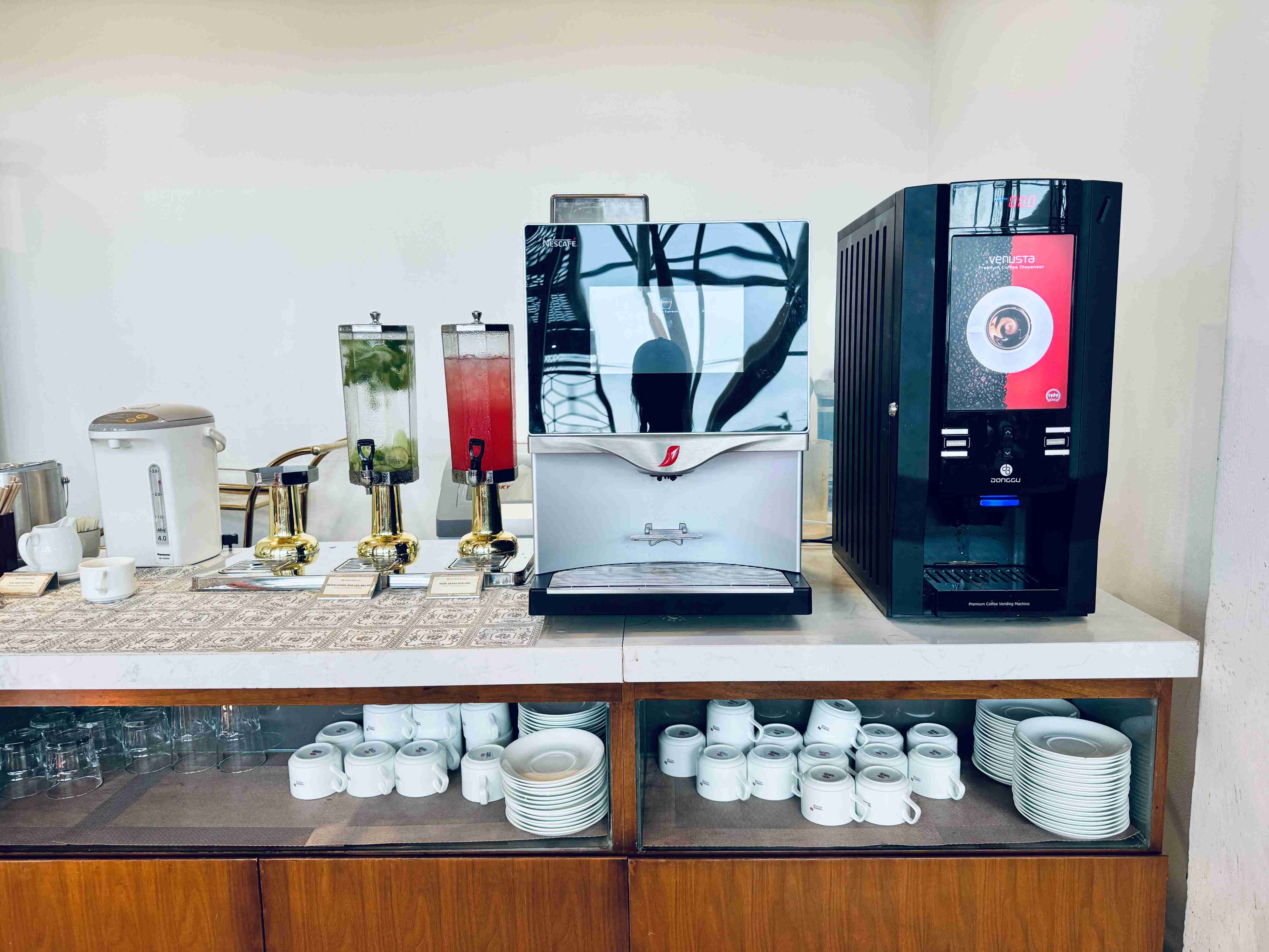 河內機場貴賓室|內排國際機場蓮花貴賓室 Lotus Lounge - 第13張圖 河內機場貴賓室 星宇 長榮