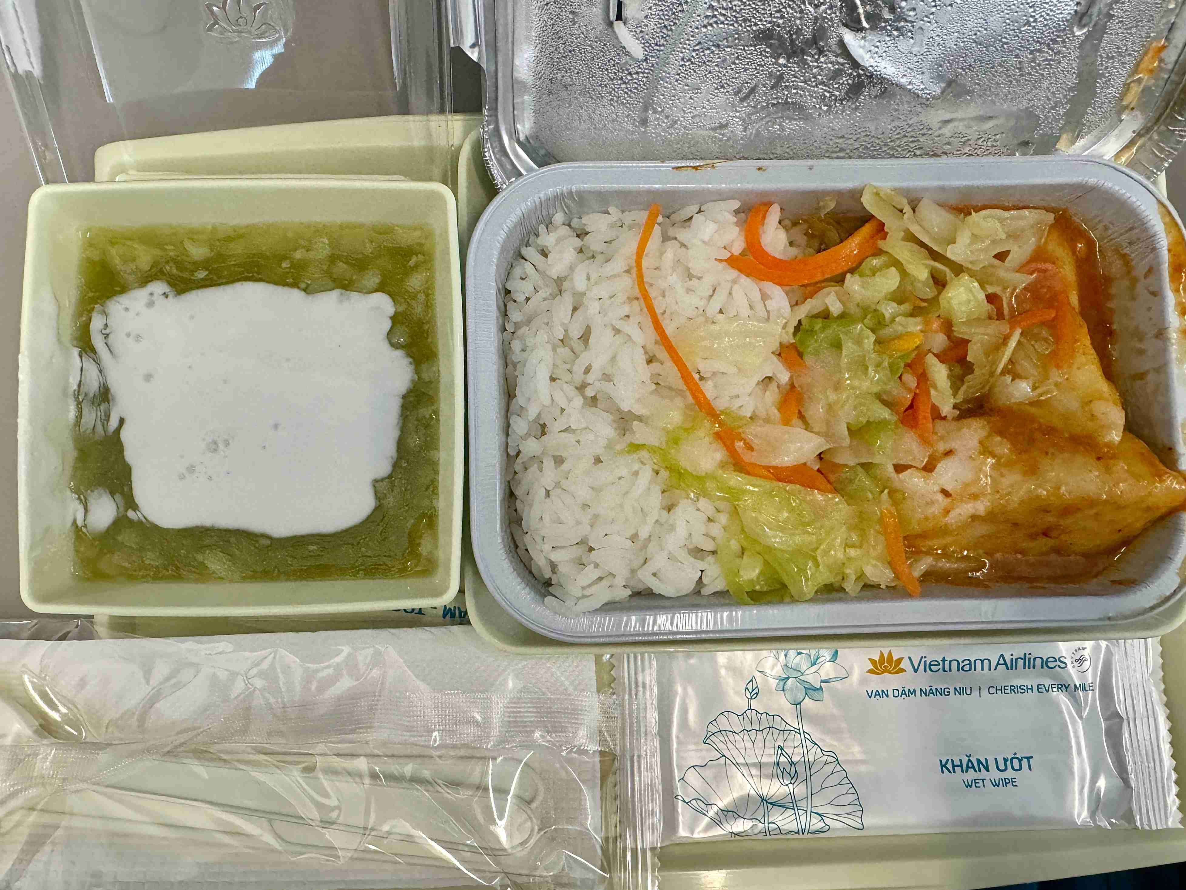 越南航空經濟艙|VN614 曼谷(BKK)-河內(HAN)A321飛行紀錄 - 第15張圖 越南航空飛機餐