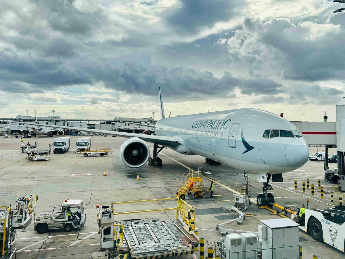 國泰航空特選經濟艙|CX250倫敦(LHR)-香港(HKG)波音777-300ER飛行紀錄 - 第2張圖 CX250 國泰爾雅商務艙航線