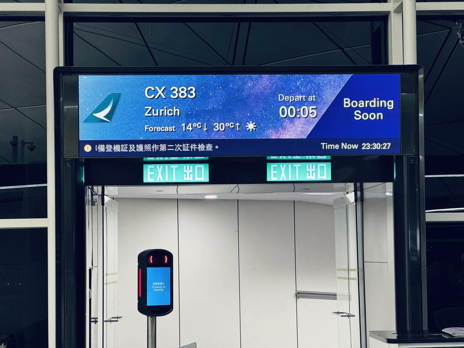 CX383 國泰航空 cathay pacific HKG ZRH蘇黎世 香港 加長空間座位 extra legroom seats